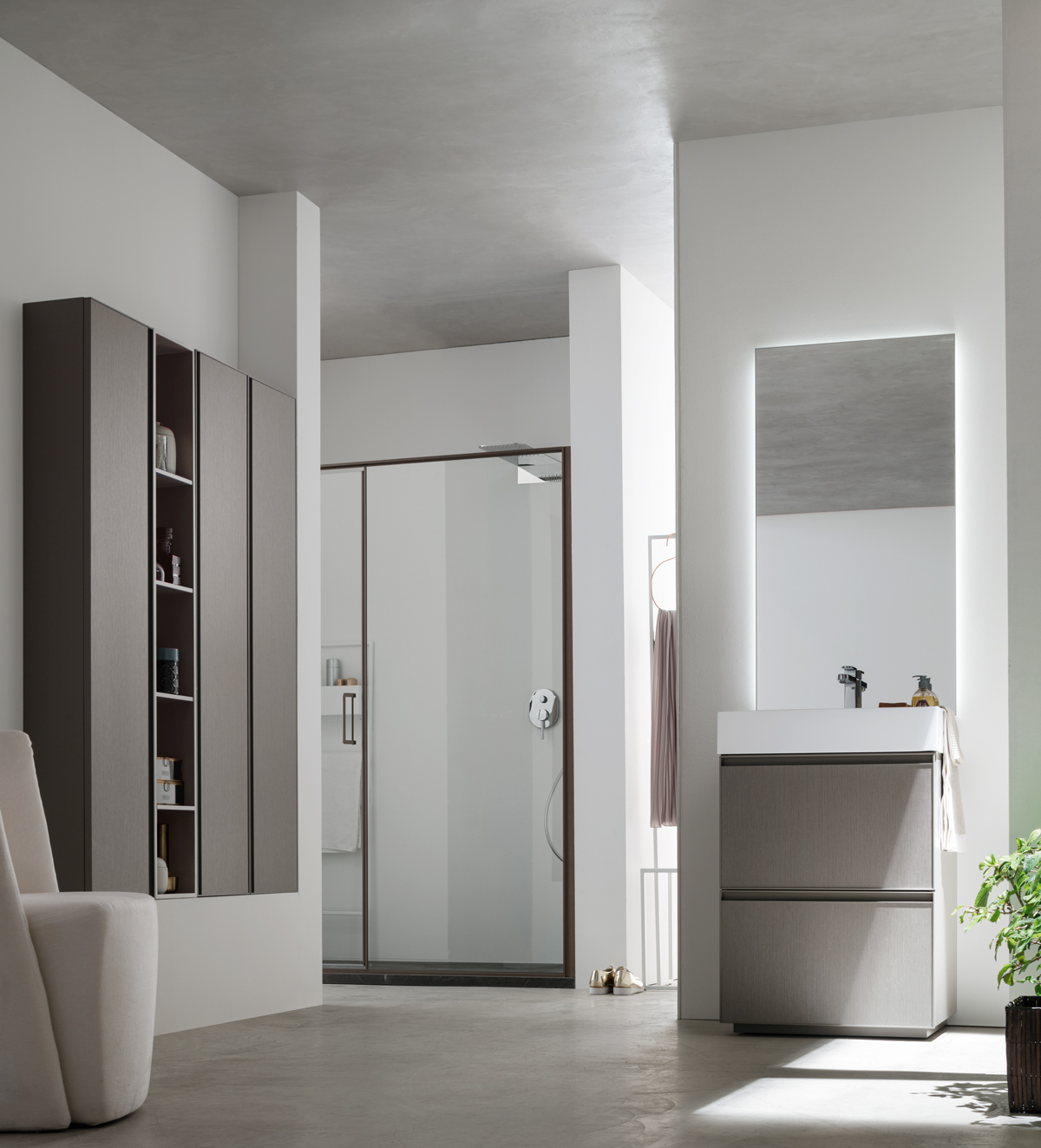 arredo bagno moderno effetto metallizzato