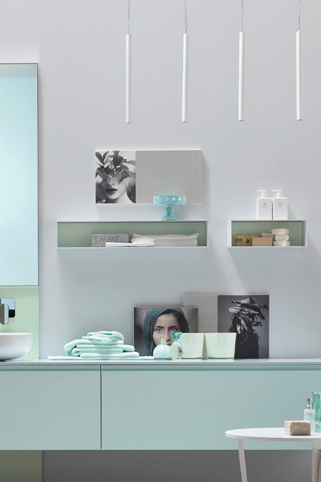 accessori bagno piccolo colorato