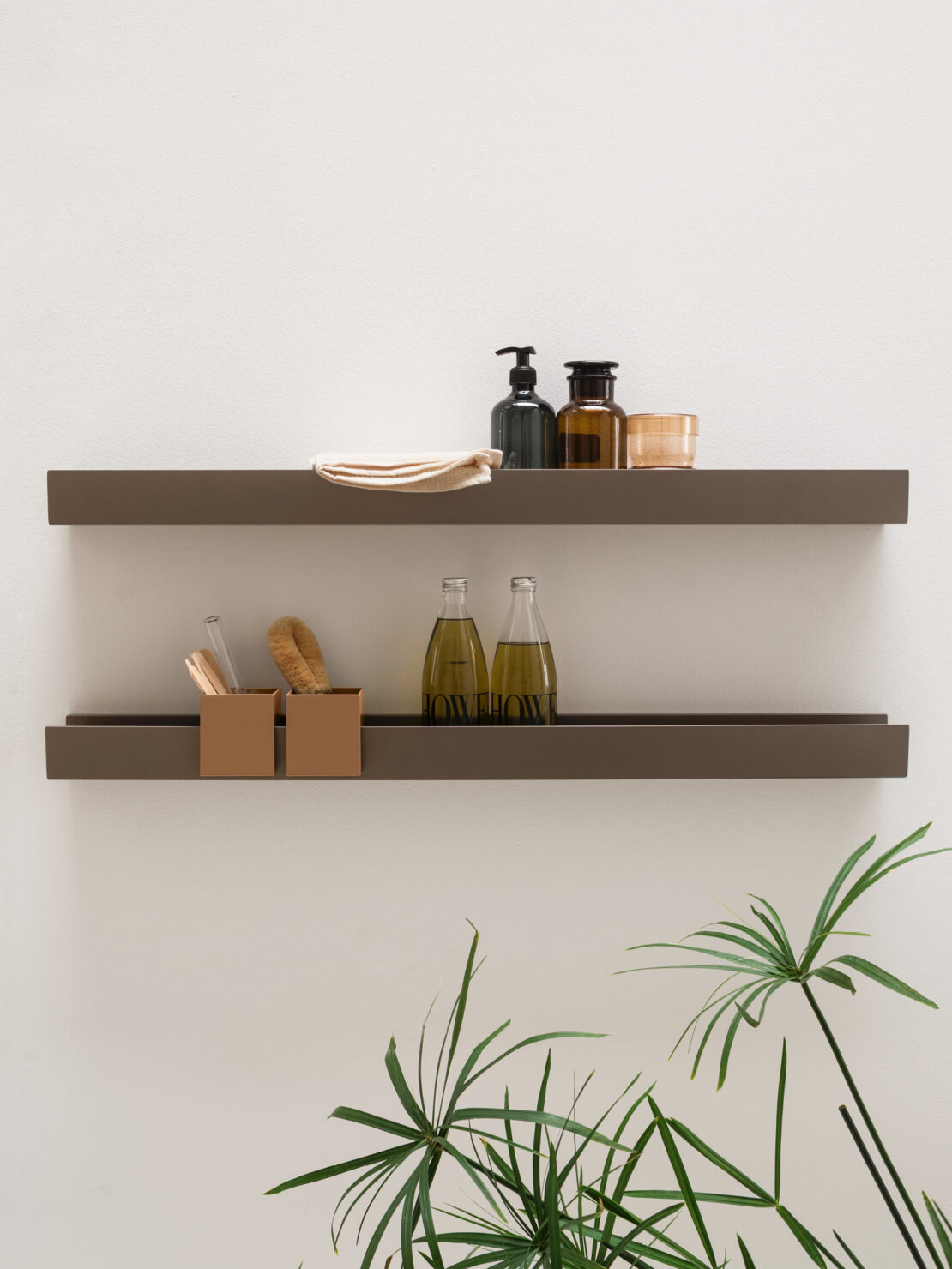 mensole di design in metallo bagno elegante